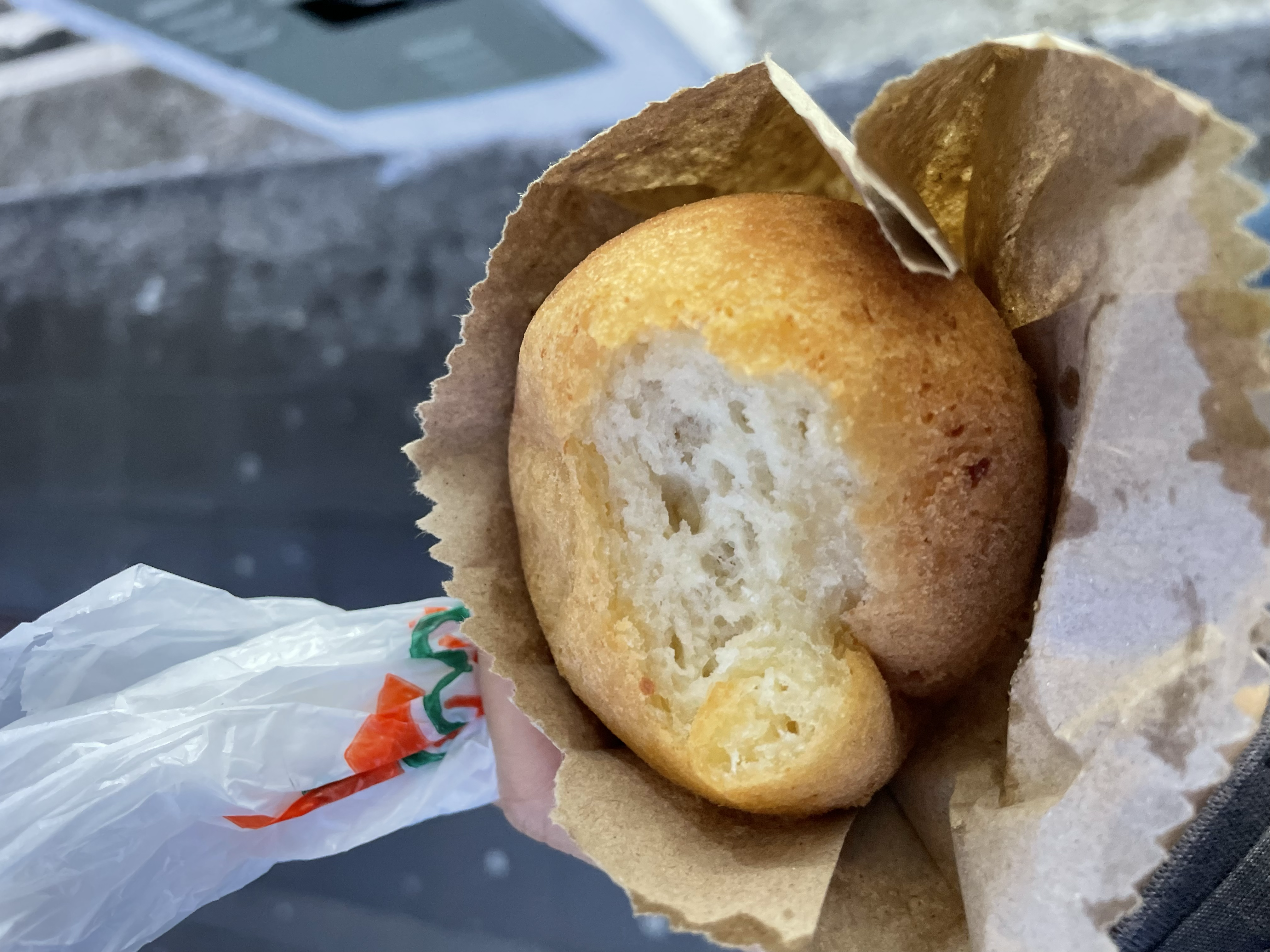 Bunuelos 4/5 2 = $4K