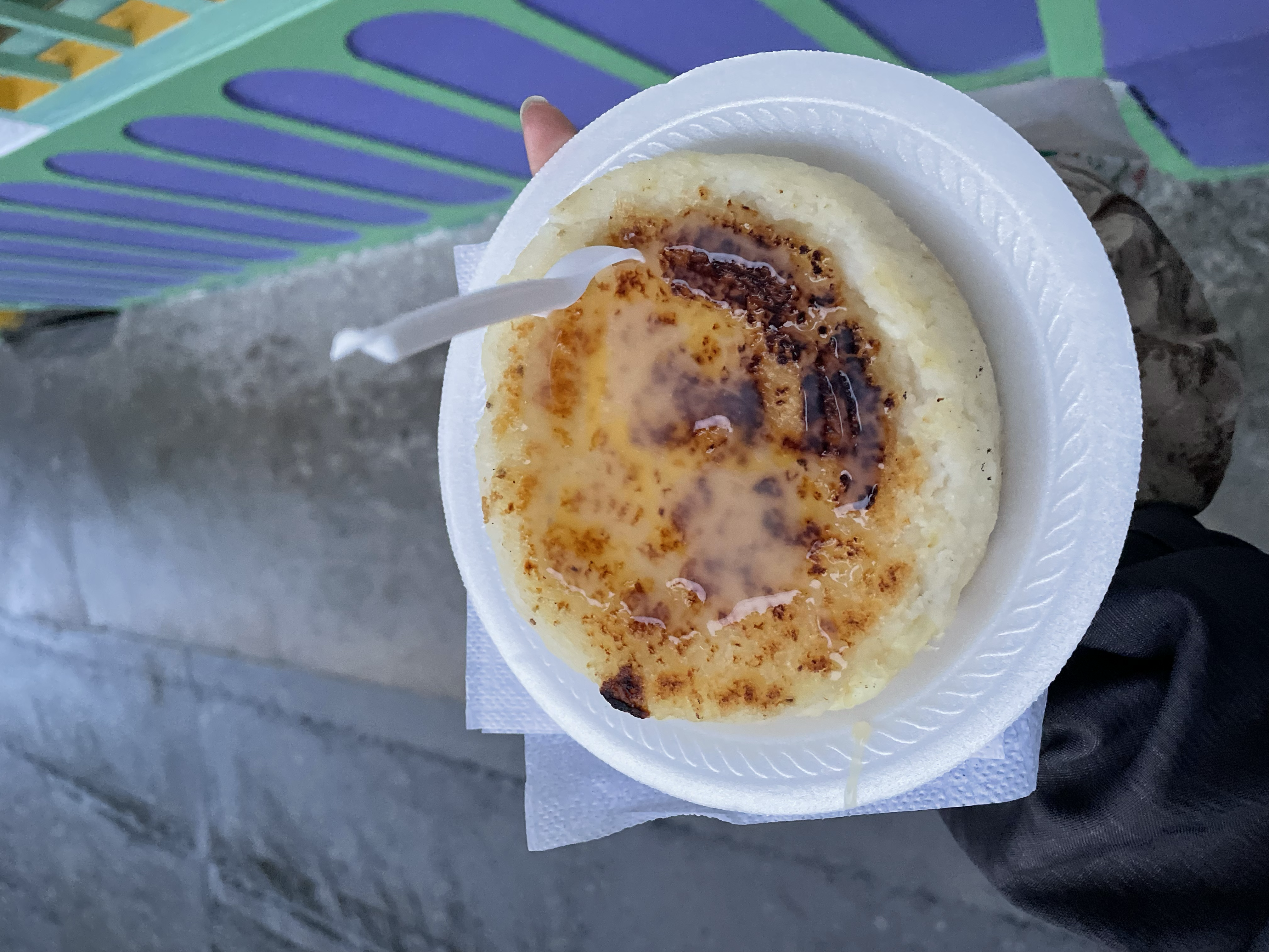 Arepa con queso 3.5/5 $4k